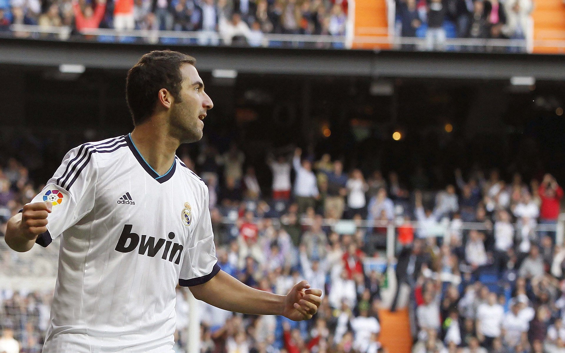 爱游戏官方网站-“帕布罗·马特拉的无畏拼搏精神，带领阿根廷美洲狮队战胜挑战”