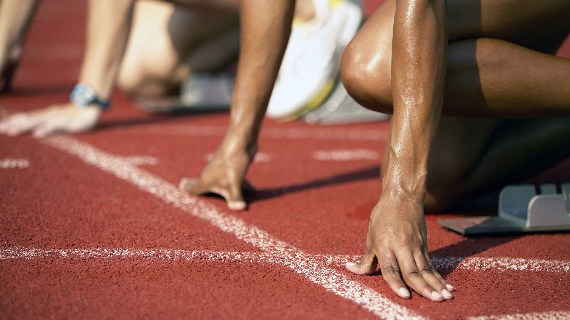 “帕布罗·马特拉的无畏拼搏精神,带领阿根廷美洲狮队战胜挑战”